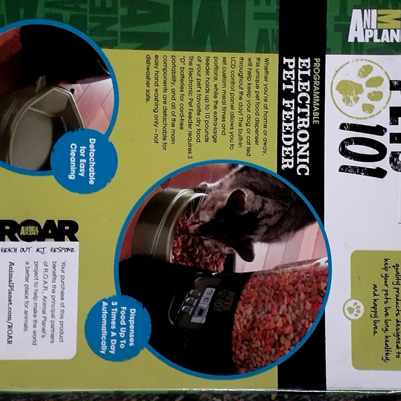 Electronic pet feeder - Picture 2 of 2